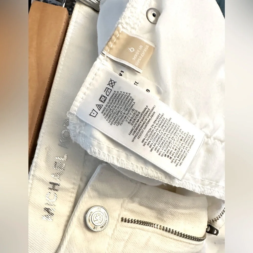 Michael Kors White Capris Size 6